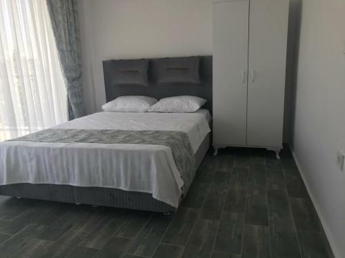 �zbek Apart