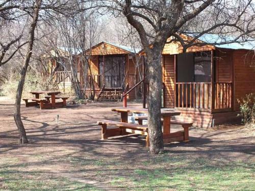 Hostal Sunrise River Lodge