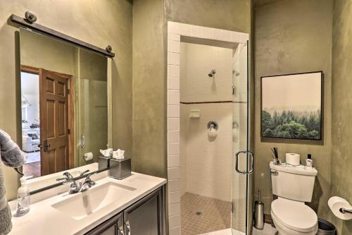 Upscale Edwards Townhome With Hot Tub And Deck!