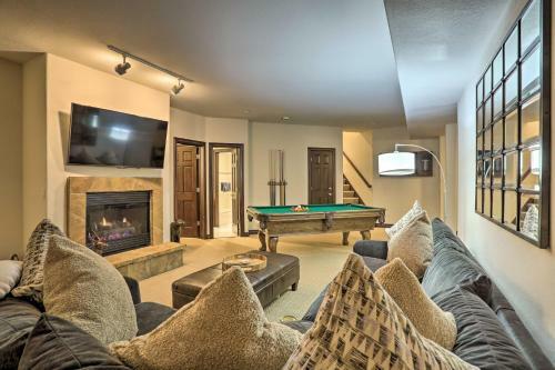 Upscale Edwards Townhome With Hot Tub And Deck!