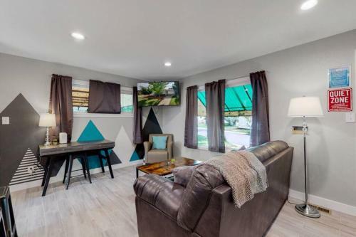 Denver Remodeled Upper Unit With 2 King Beds