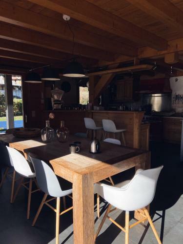 Grand Chalet � La Montagne