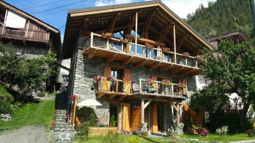 Apartamentos Chalet Zenarcs