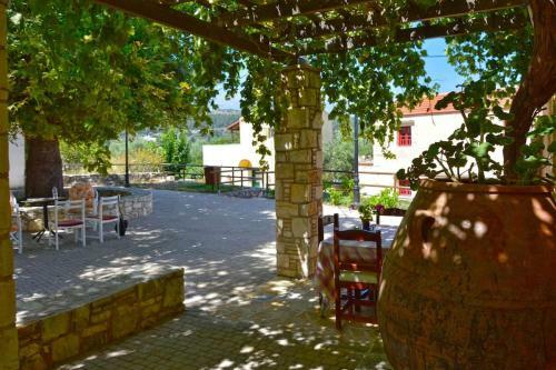 Traditional Villa In Vamos