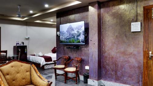 Hotel Bharalu Residency