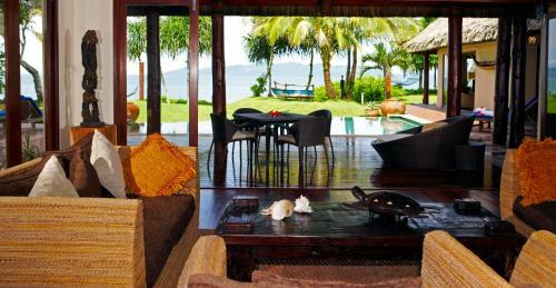 Hotel Nanuku Resort & Spa