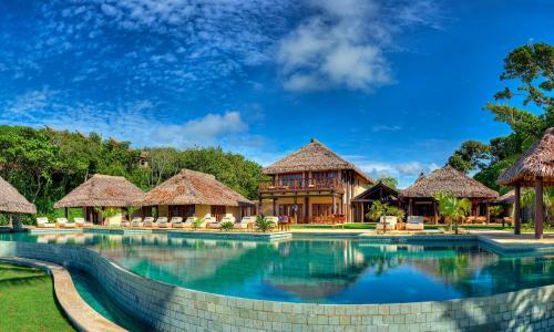 Hotel Nanuku Resort & Spa