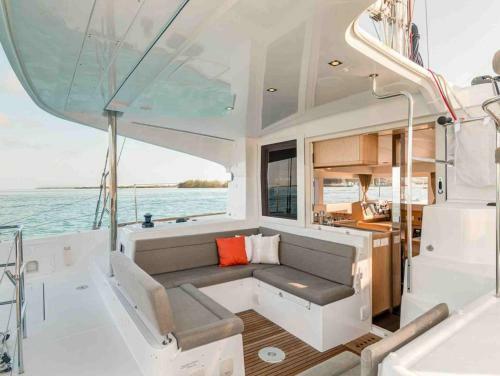 Life & Boat H�tel