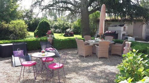 Hostal Demeure De L'�le Rollet