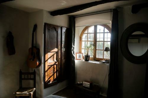 Hostal La Maison Aux Bonsais