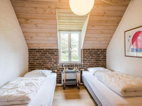Holiday Home Bl�vand Cclxxii