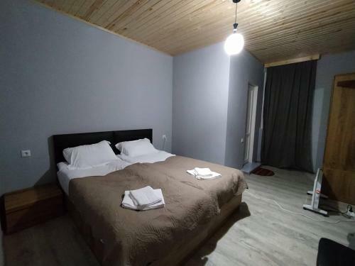 Tetne Qor Guesthouse