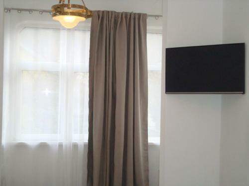 Hostal Casa Cu Flori