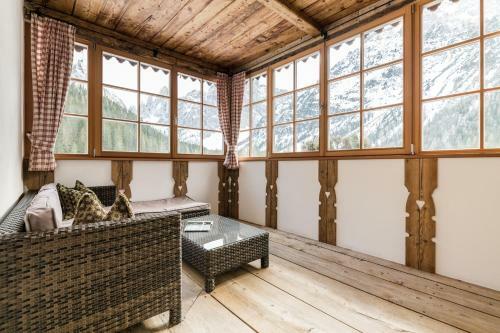Hotel Dolomitenhof & Chalet Alte Post
