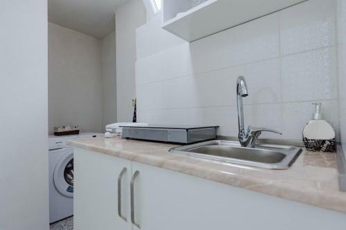 Duplex Apartment For 2 Ppl, Few Min From The Beach