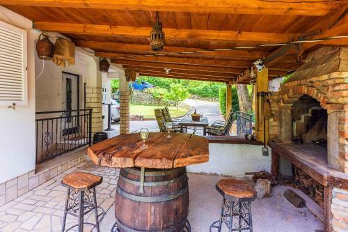 Holiday Home In Kostelj 39455