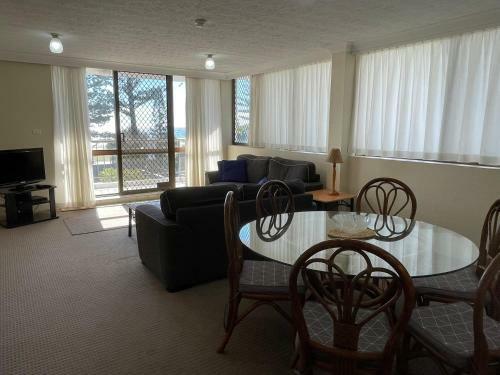 Aries Holiday Apartments