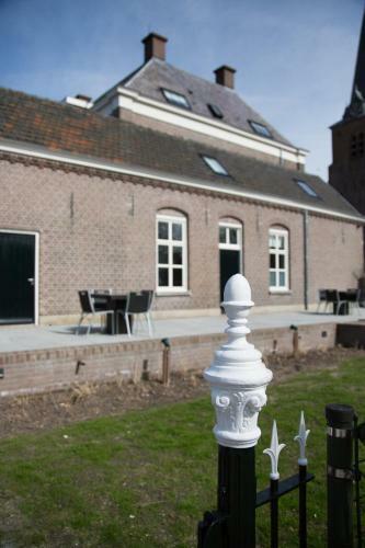 B&B Groepsaccommodatie De Pastorie Lage Mierde