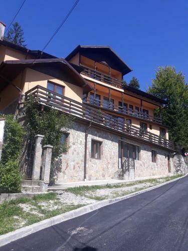 Hostal Vila Marin