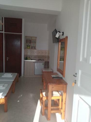 Hostal Nikolas Naousa Guesthouse I