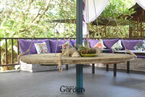 Hotel Secret Garden