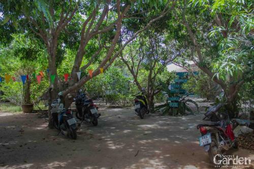 Hotel Secret Garden