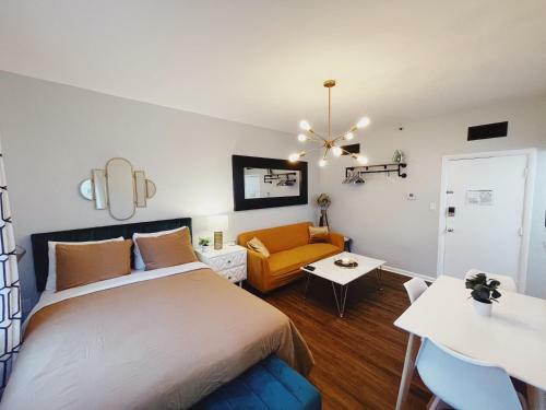 Aparthotel Nine20 Collins Apartments By Lowkl