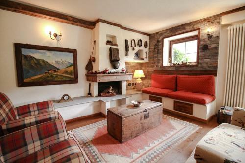 Courmayeur Mont Blanc Apricot Villa
