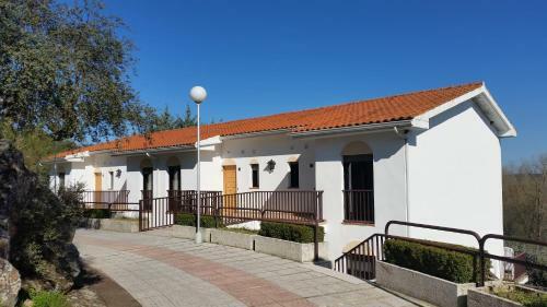 Apartamentos Ba�os De Ledesma