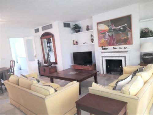 Precioso Chalet Con Jardin Privado