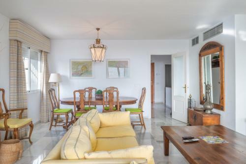Precioso Chalet Con Jardin Privado