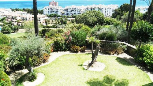 Precioso Chalet Con Jardin Privado