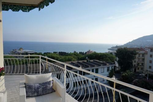 Sanremo Seaview Lux Apartment