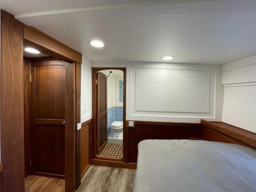 Bed & Breakfast Classic Yacht Yanika Yachting Watersport