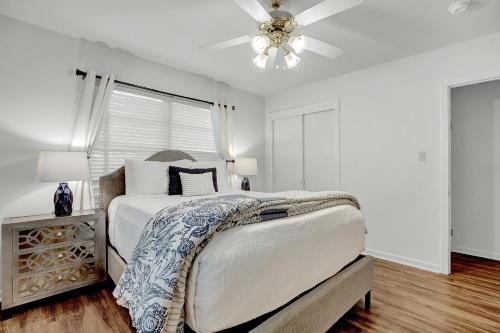 New! Gorgeous Bluebonnet House With Deck & Fire Pit