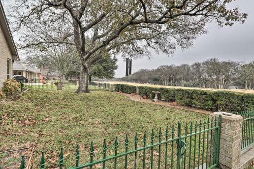 Beautiful Salado Retreat With Golf Course View!