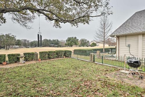 Beautiful Salado Retreat With Golf Course View!