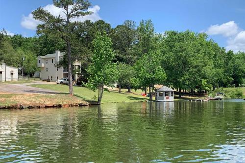 Waterfront Home With Shared Boat Dock And Ramp!