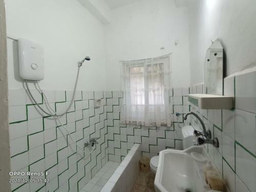 Apartamento Isaac's Residence A 3-bedroom Townhouse
