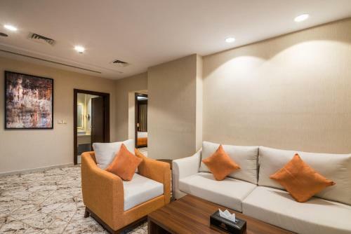 Tulip Plaza Hotel