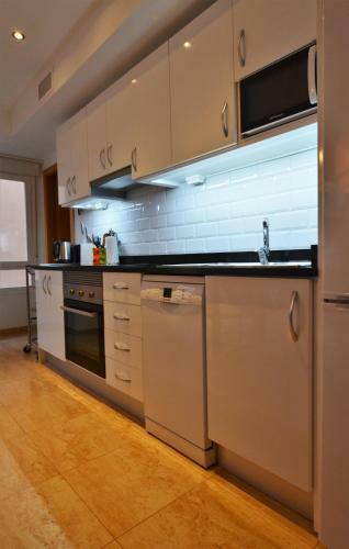 Luxury City Center Apartment