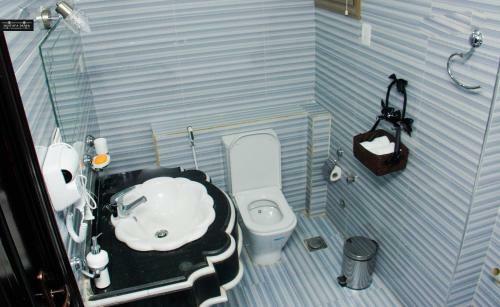 Hostal Aswan Plaza - No 505 - 7th Floor