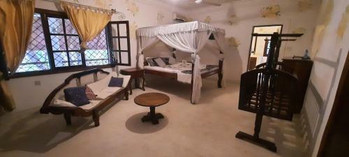 Kenyan House Malindi