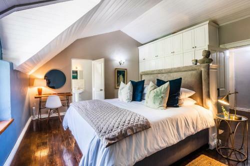 Hostal Caledon Grace Guesthouse