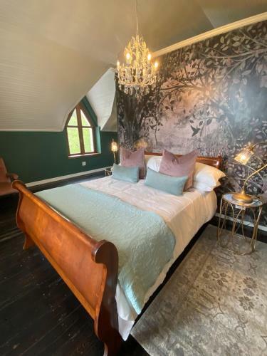 Hostal Caledon Grace Guesthouse