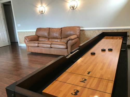 Villa Fabulous Grand Home Pool~jacuzzi Central Walkable