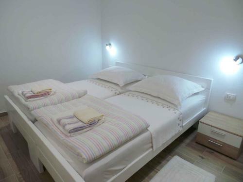 Apartment In Rijeka 38135