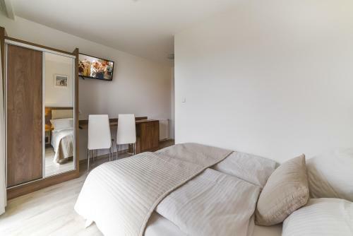 Apartamenty I Pokoje Go?cinne Relax