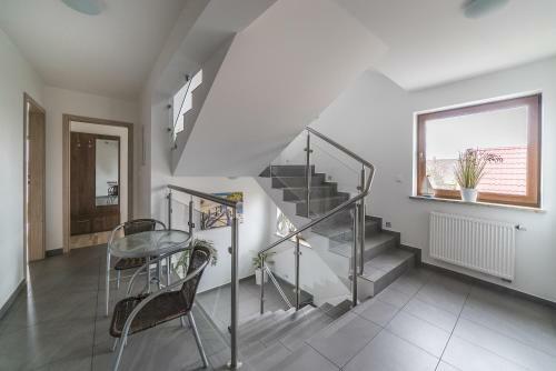 Apartamenty I Pokoje Go?cinne Relax