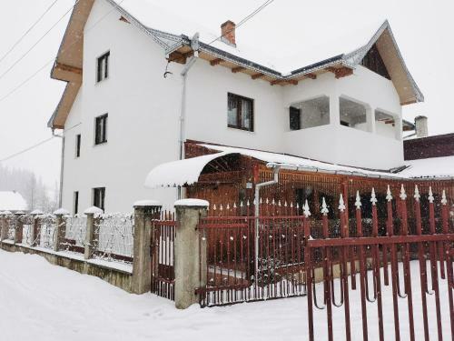 Hostal Moldovi?a Residence